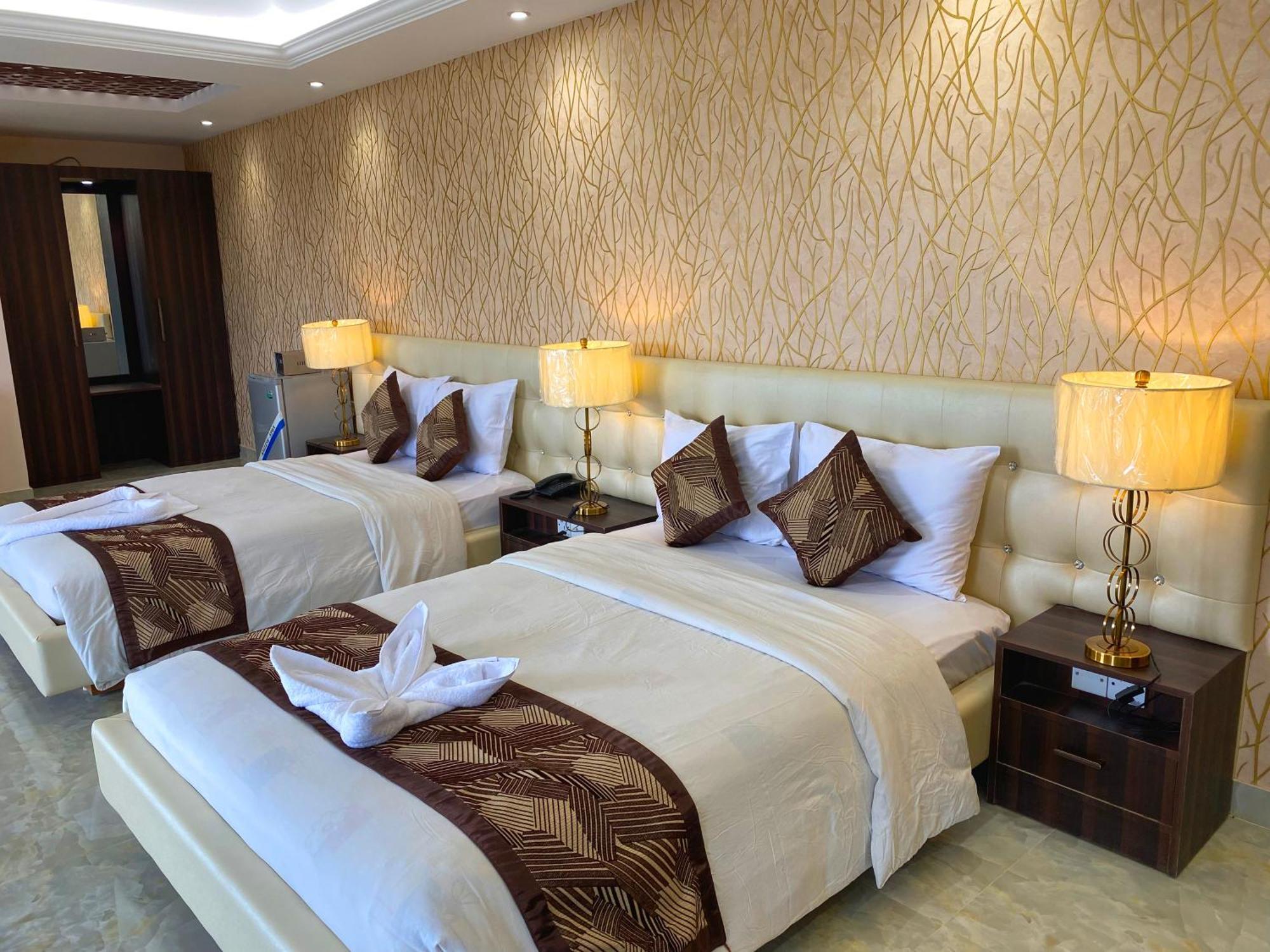 Hotel Valentino Noakhali Dış mekan fotoğraf