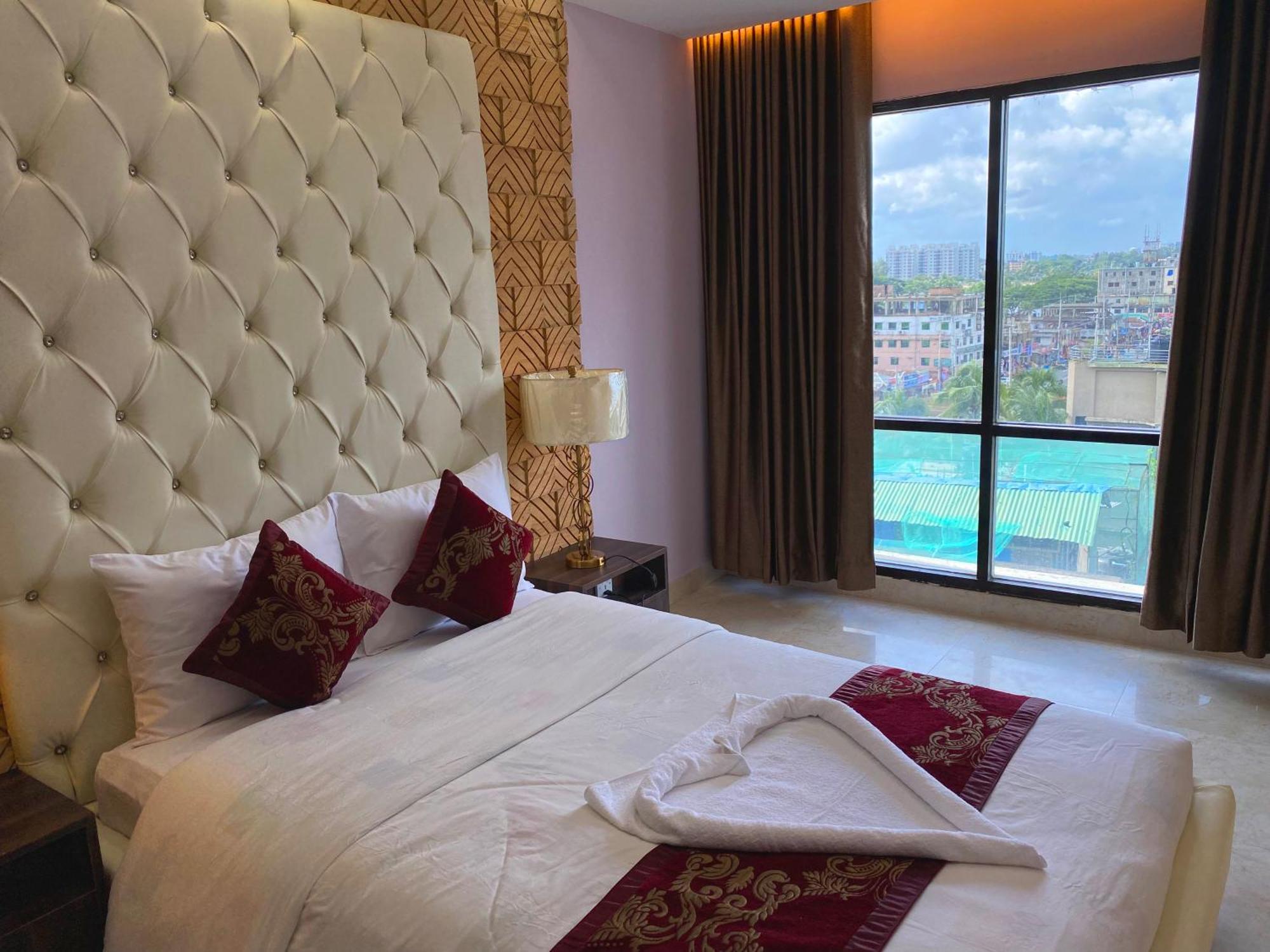 Hotel Valentino Noakhali Dış mekan fotoğraf